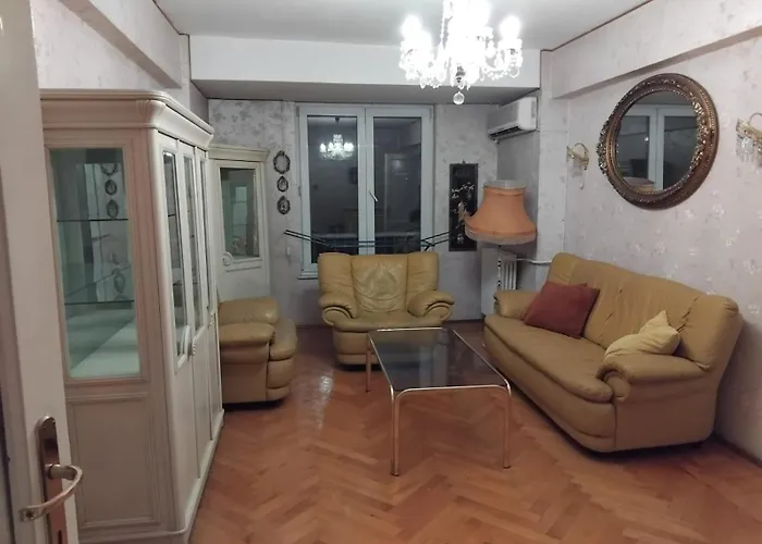 2 Bedroom 1 Living In Old Town