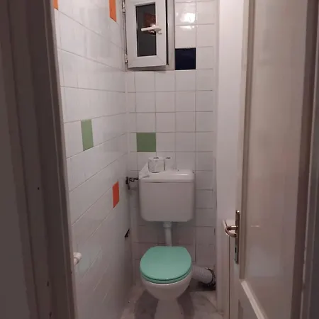2 Bedroom 1 Living In Old Town * Bukareszt